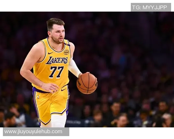 詹姆斯与东契奇2K模拟赛季数据对比分析:得分助攻全面解析