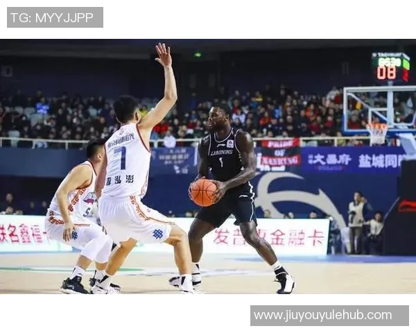 克林根状态回暖14分12板展现攻防实力篮下终结能力提升